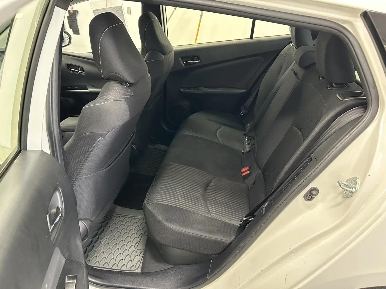 Toyota Prius Prime 2020 - Image 8