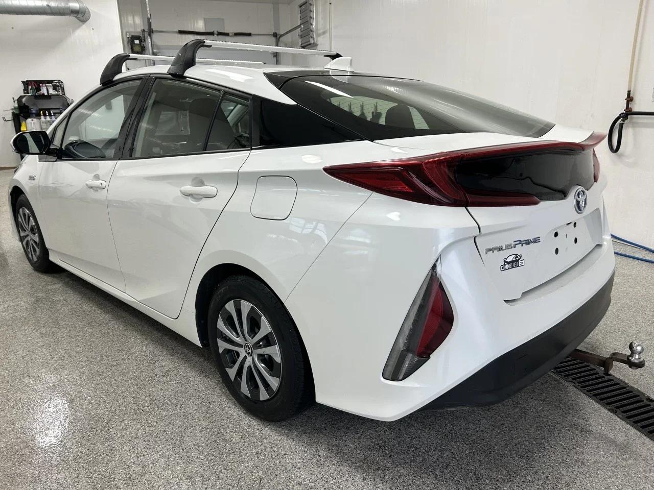 Toyota Prius Prime 2020 - Image 17