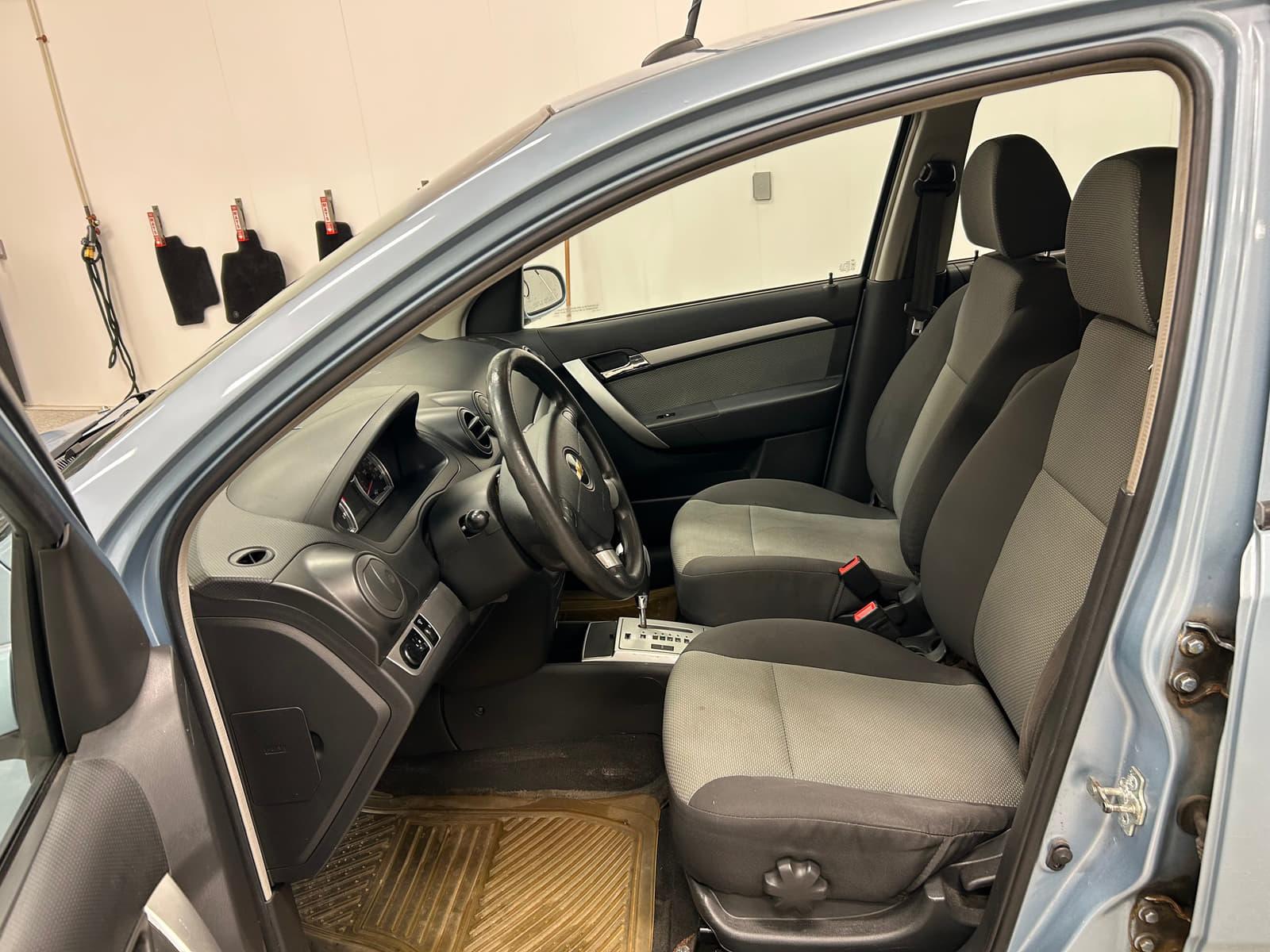 Chevrolet Aveo 2011 - Image 10