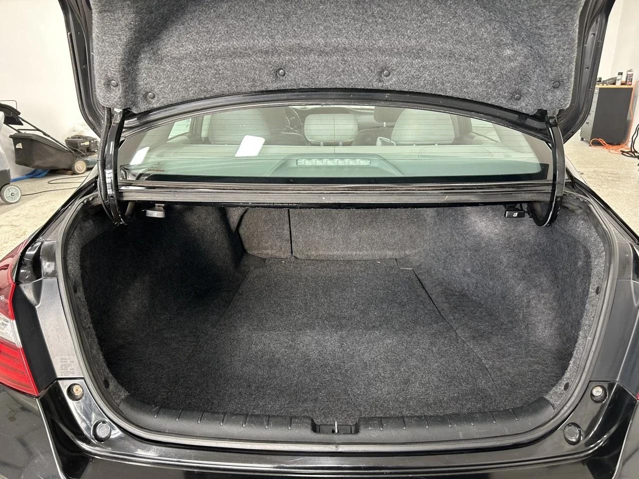 Honda Accord 2016 - Image 10