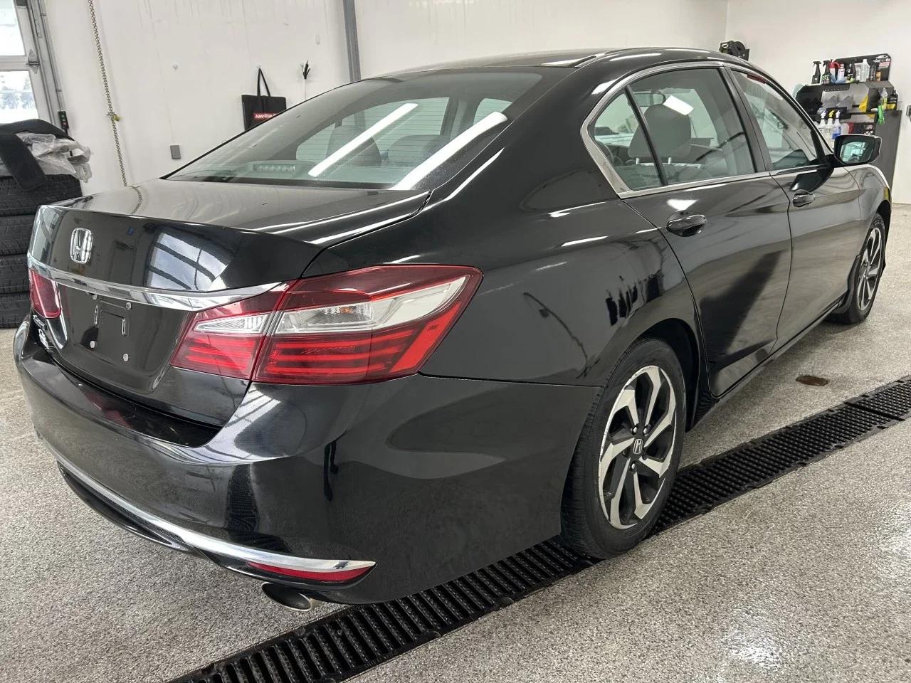 Honda Accord 2016 - Image 8