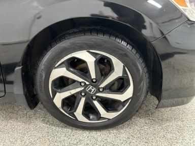 Honda Accord 2016 - Thumbnail 15