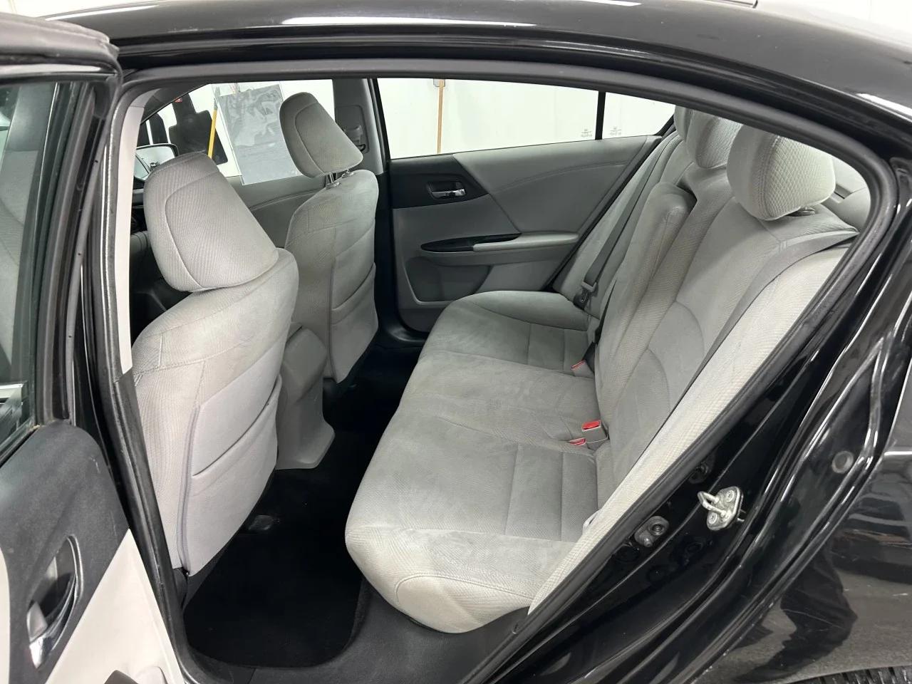 Honda Accord 2016 - Image 17