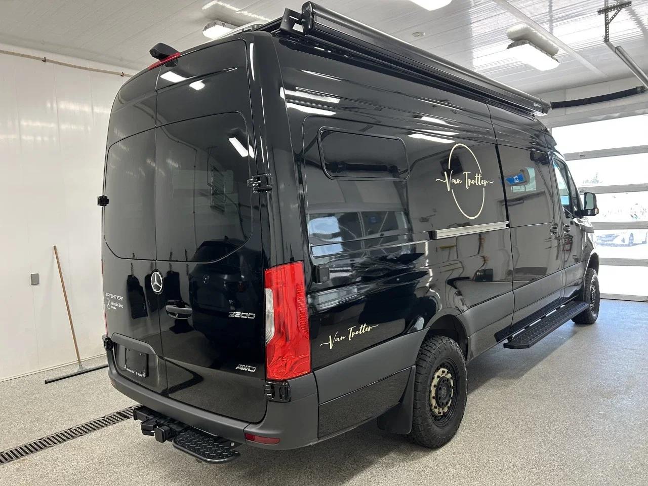 Mercedes-Benz Sprinter 2025 - Image 2