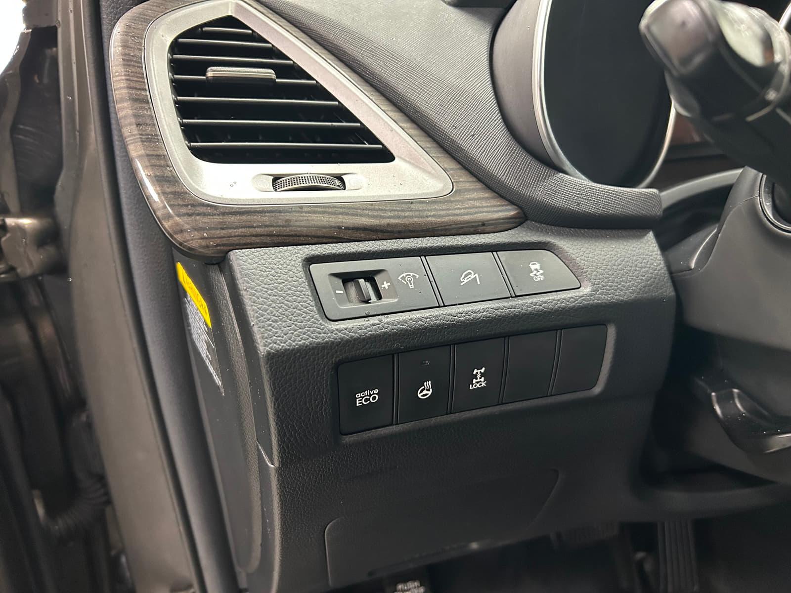 Hyundai Santa Fe 2013 - Image 12