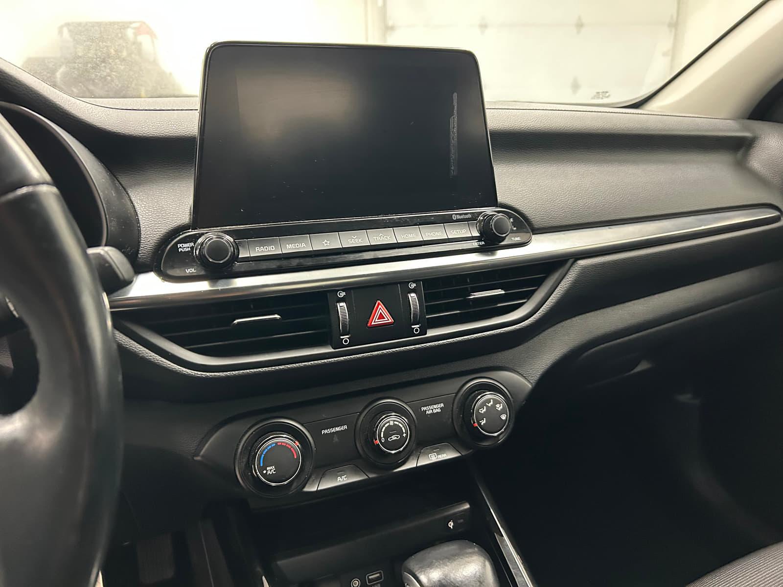 Kia Forte 2019 - Image 13