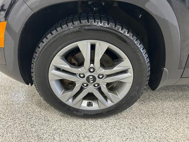 Kia Seltos 2021 - Thumbnail 3