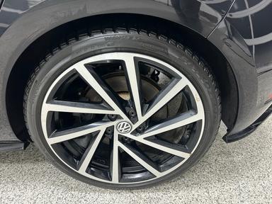Volkswagen Golf R 2018 - Thumbnail 6