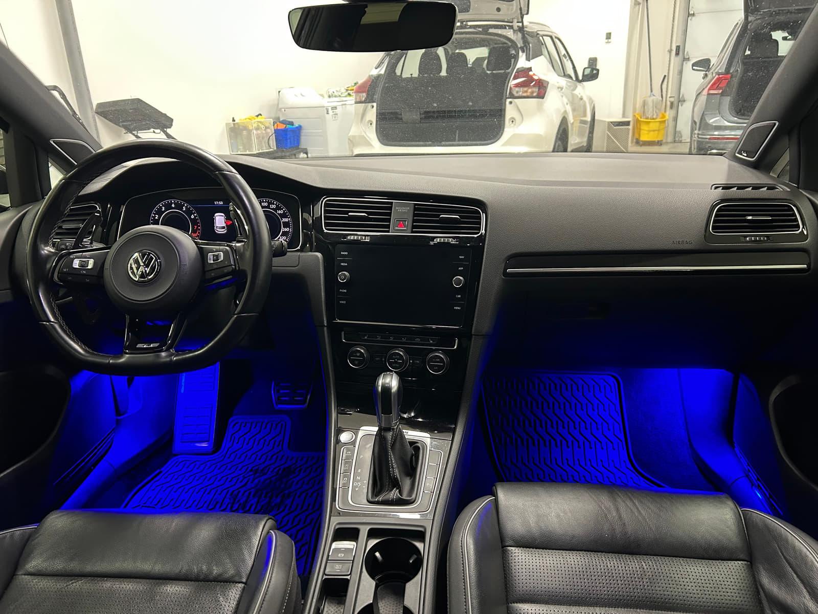 Volkswagen Golf R 2018 - Image 17