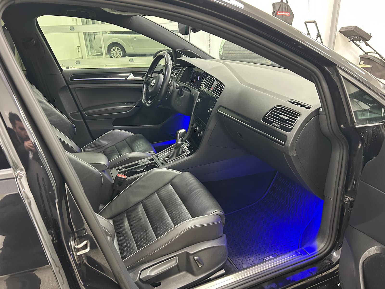 Volkswagen Golf R 2018 - Image 18