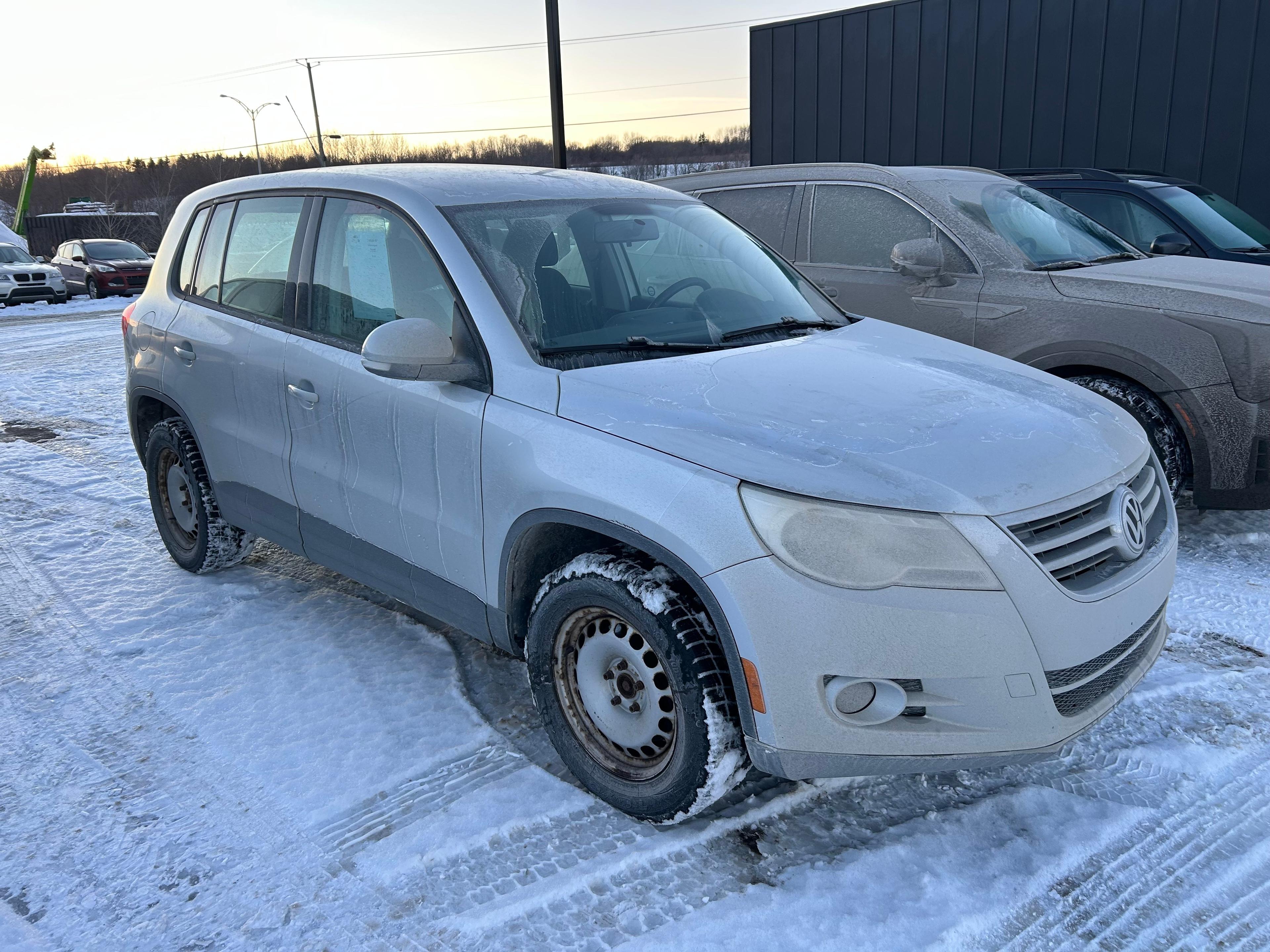 Volkswagen Tiguan 2010 - Image 3
