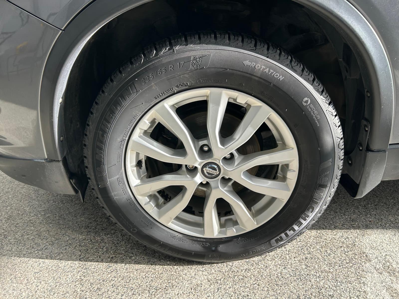 Nissan Rogue 2017 - Image 2