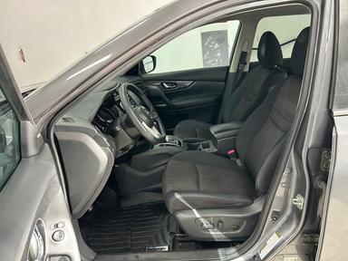 Nissan Rogue 2017 - Thumbnail 8