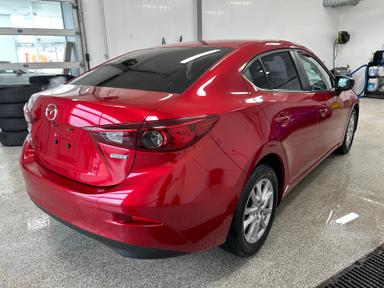 Mazda Mazda3 2018 - Thumbnail 6