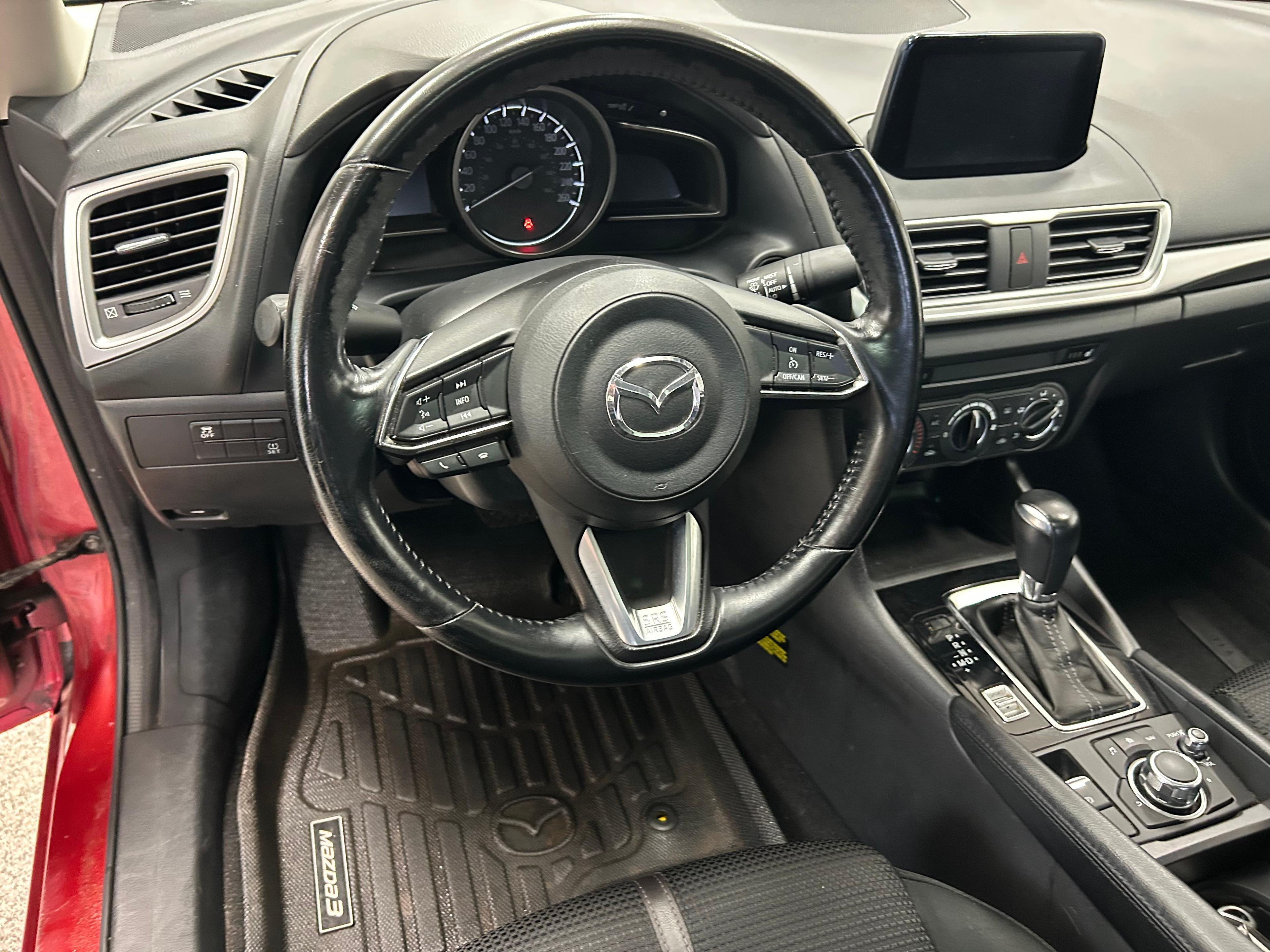 Mazda Mazda3 2018 - Image 11