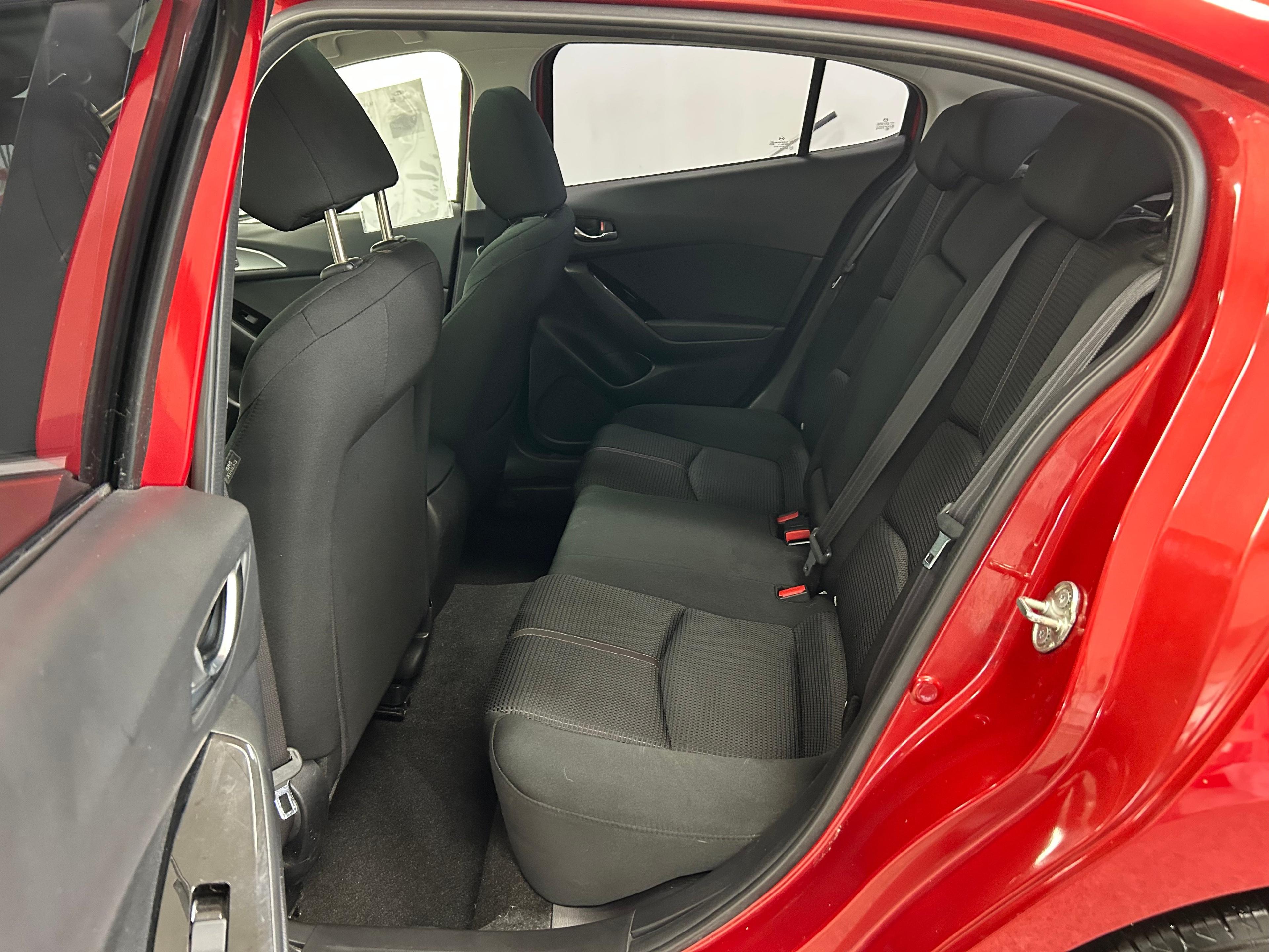 Mazda Mazda3 2018 - Image 14