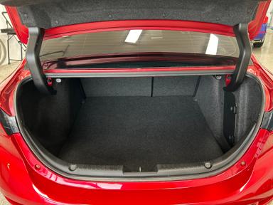 Mazda Mazda3 2018 - Thumbnail 15