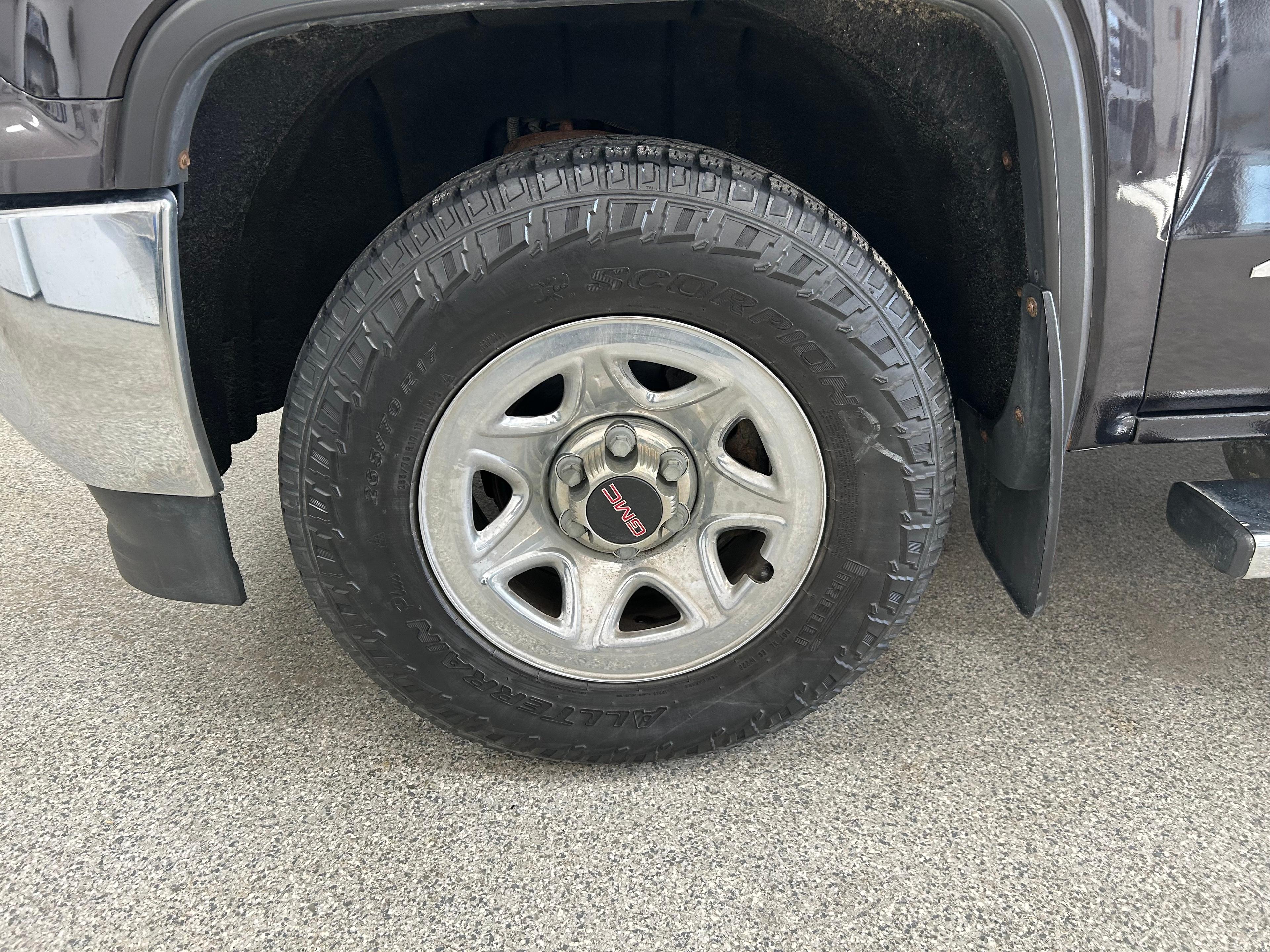 GMC Sierra 1500 2016 - Image 2