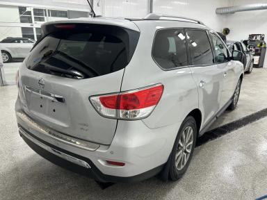 Nissan Pathfinder 2016 - Thumbnail 6