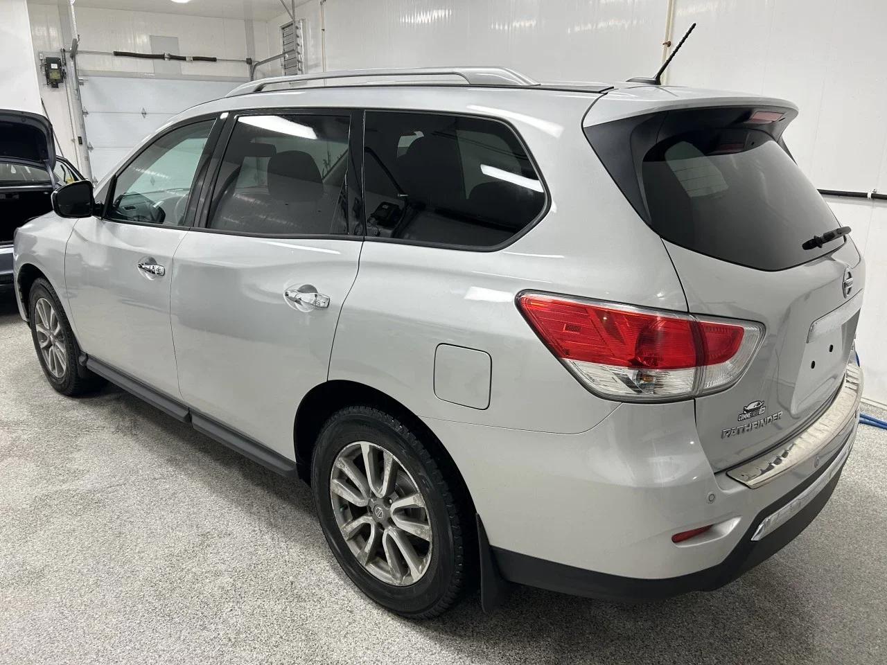 Nissan Pathfinder 2016 - Image 12