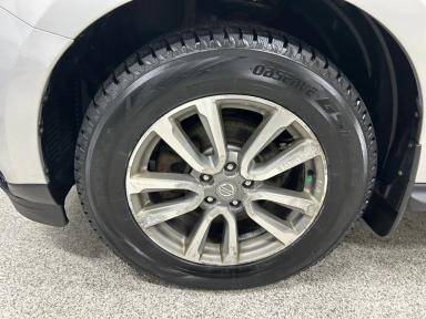 Nissan Pathfinder 2016 - Thumbnail 19