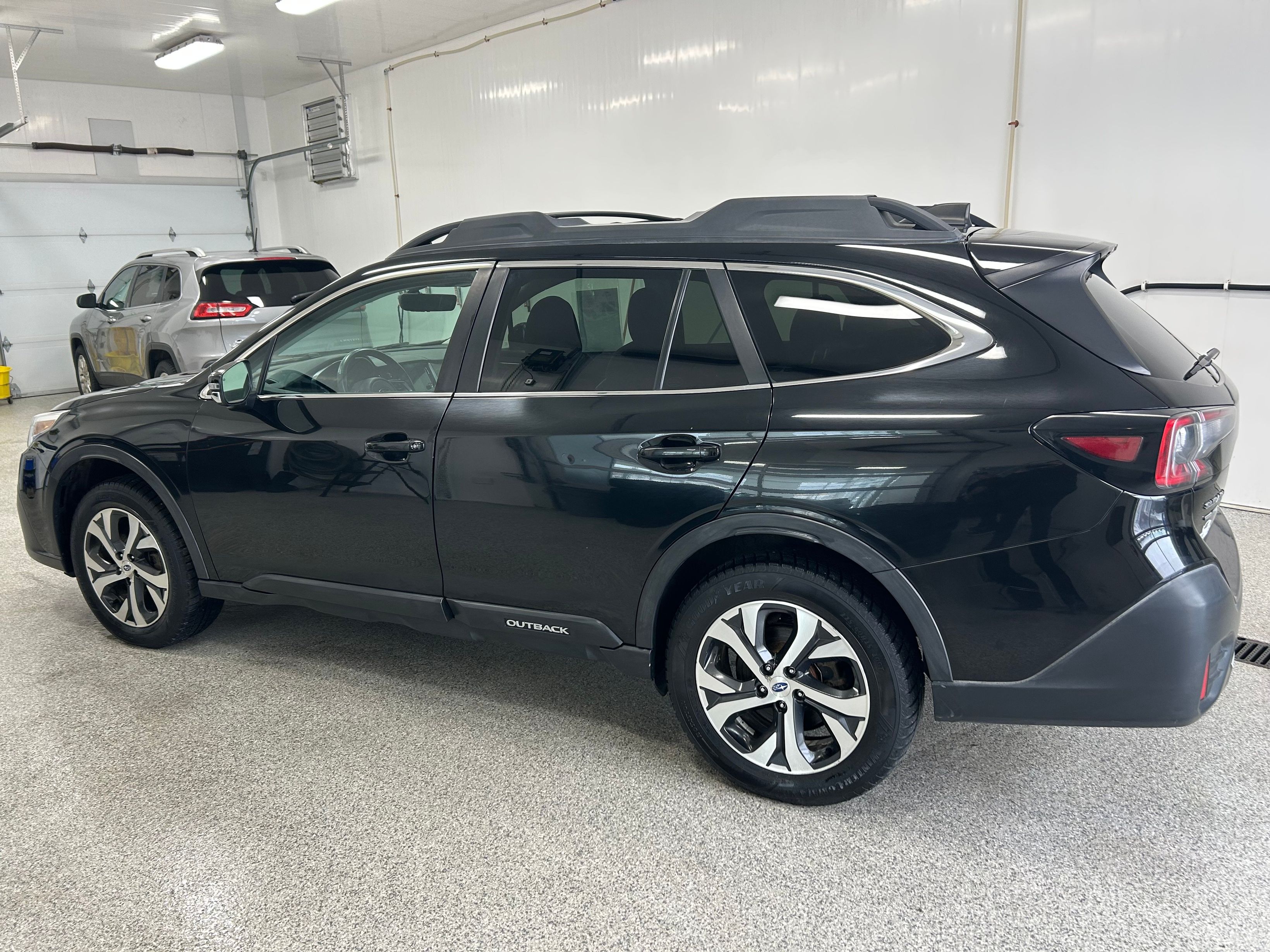Subaru Outback 2020 - Thumbnail 3