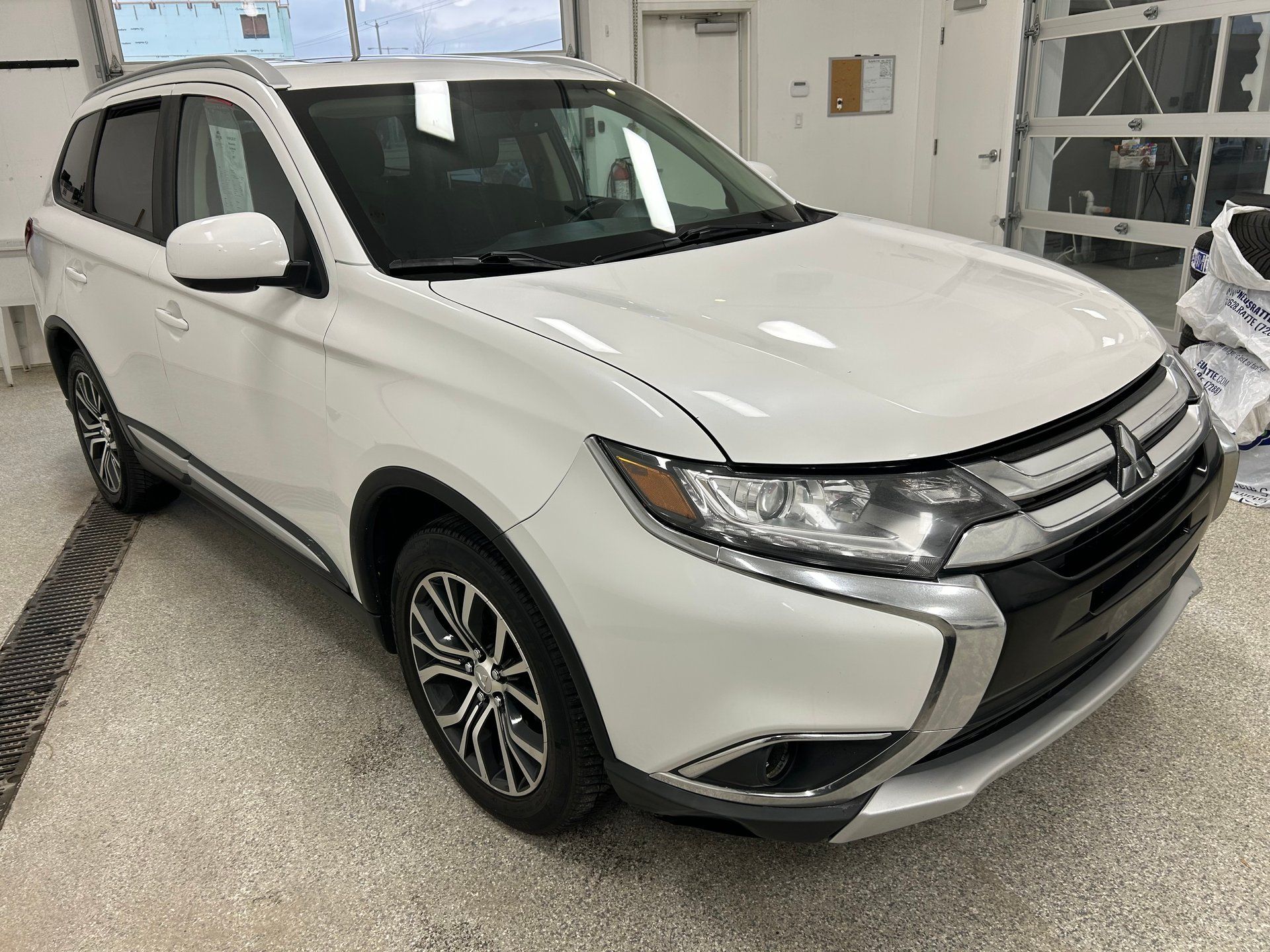 Mitsubishi Outlander 2017 - Thumbnail 7