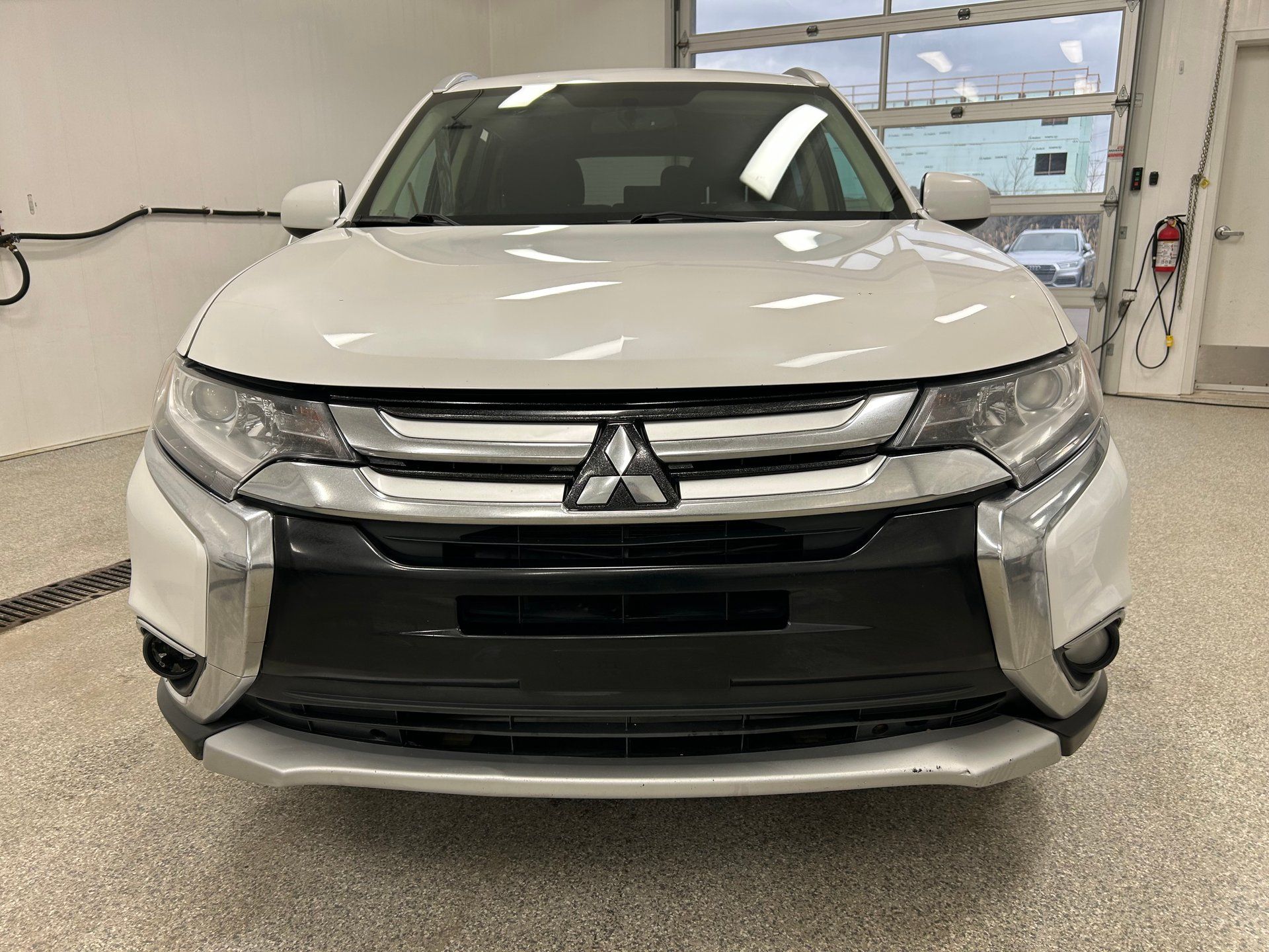 Mitsubishi Outlander 2017 - Thumbnail 8