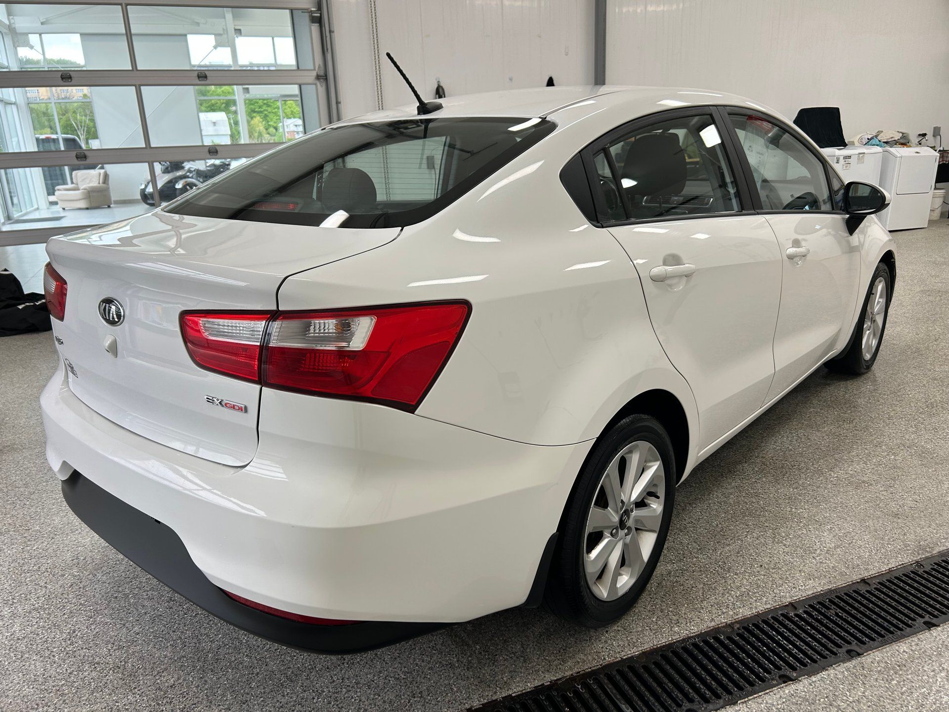 Kia Rio 2017 - Thumbnail 6