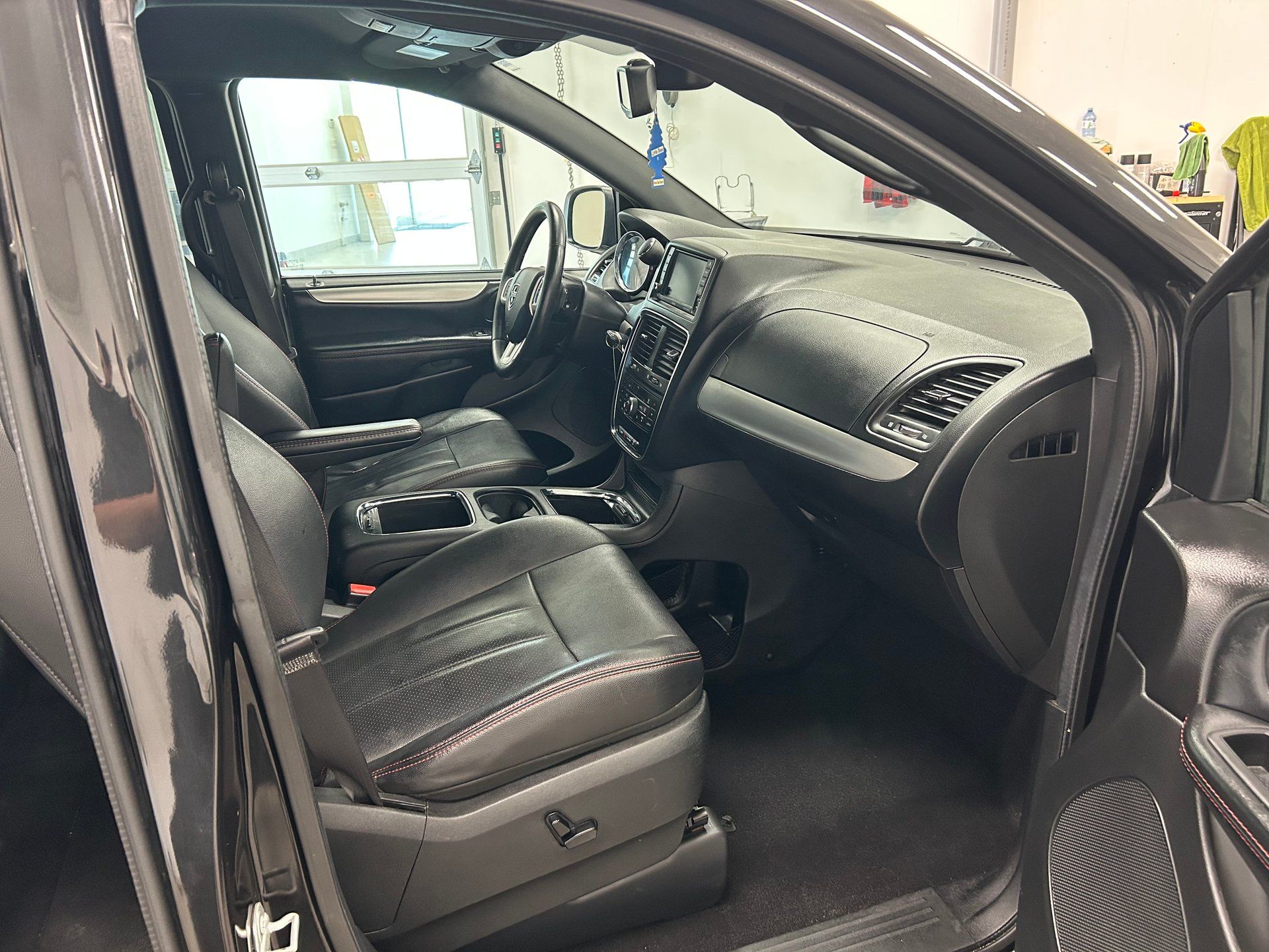 Dodge Grand Caravan 2019 - Thumbnail 17