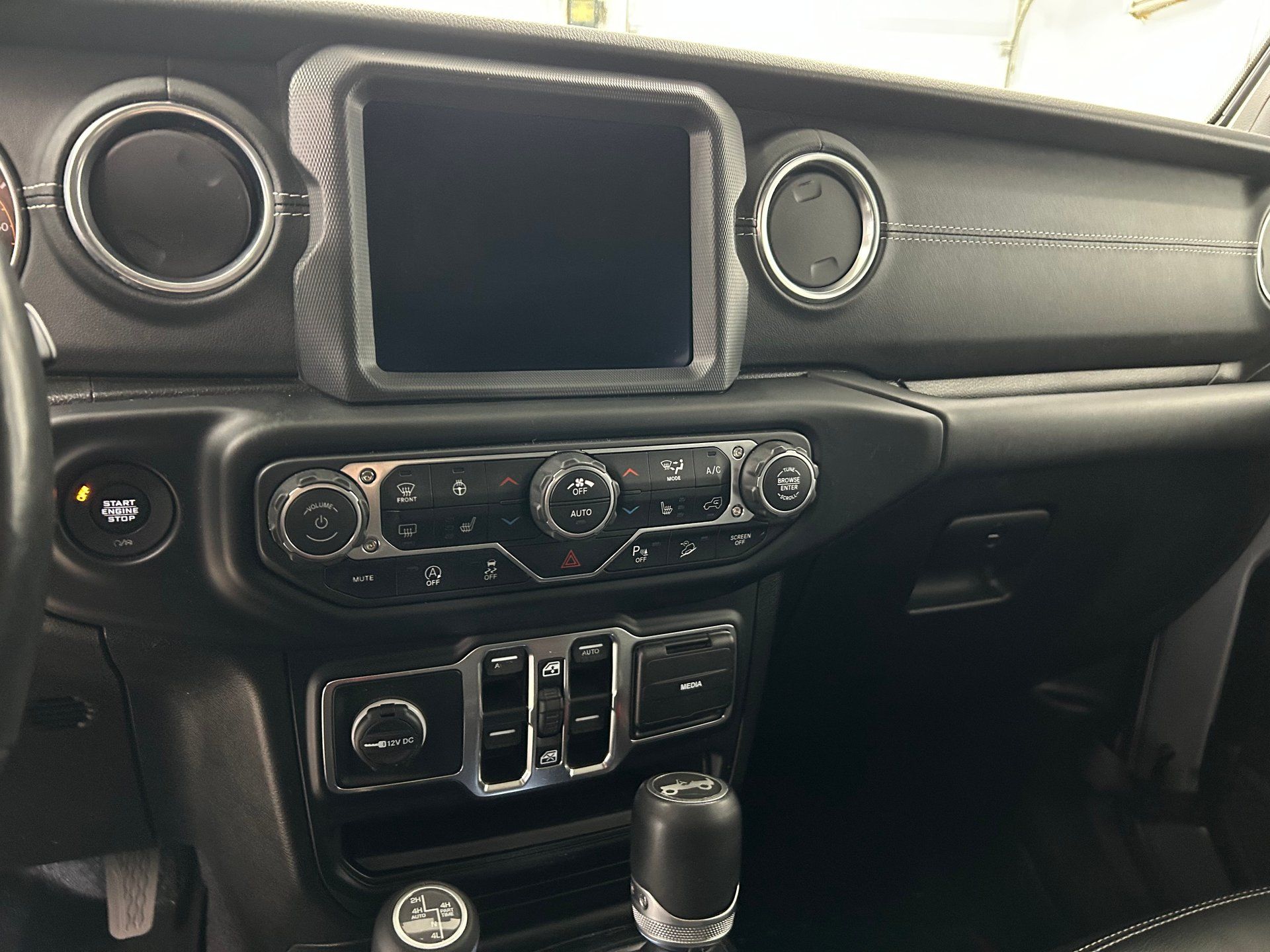 Jeep Wrangler Unlimited 2019 - Thumbnail 11
