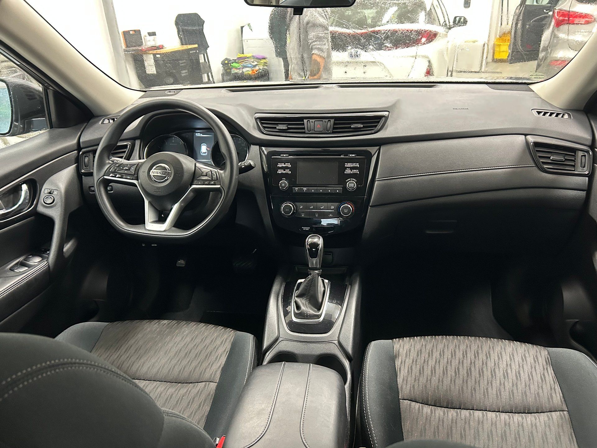 Nissan Rogue 2017 - Thumbnail 16