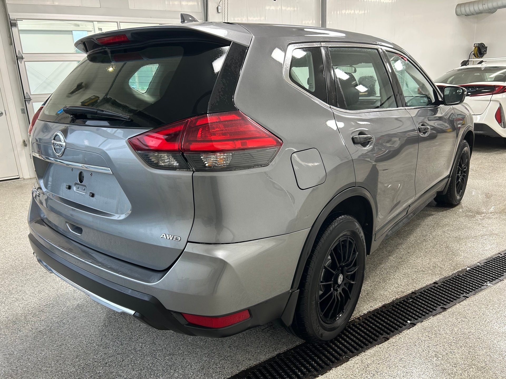 Nissan Rogue 2017 - Thumbnail 6