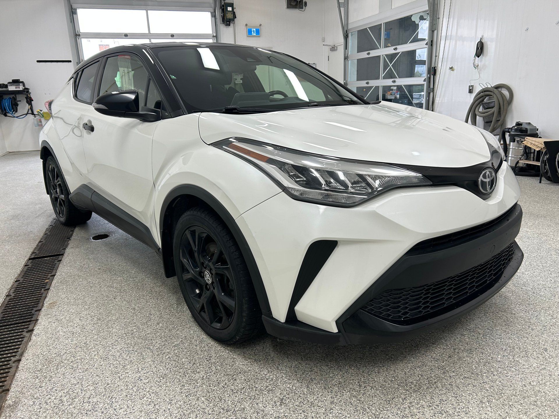 Toyota C-HR 2021 - Thumbnail 7