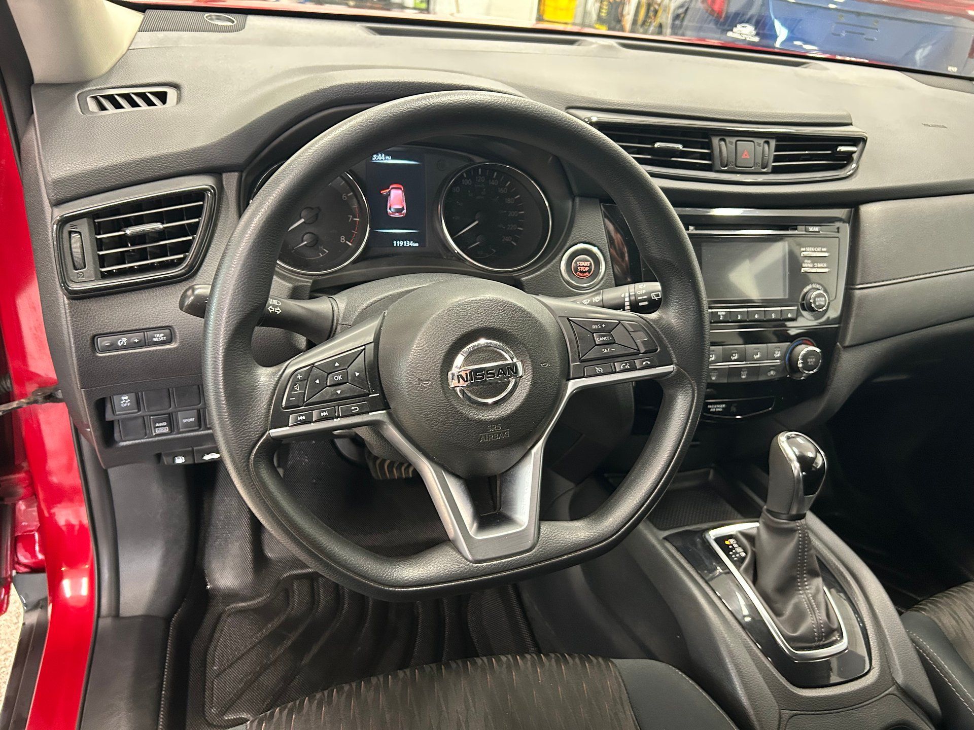 Nissan Rogue 2017 - Thumbnail 10