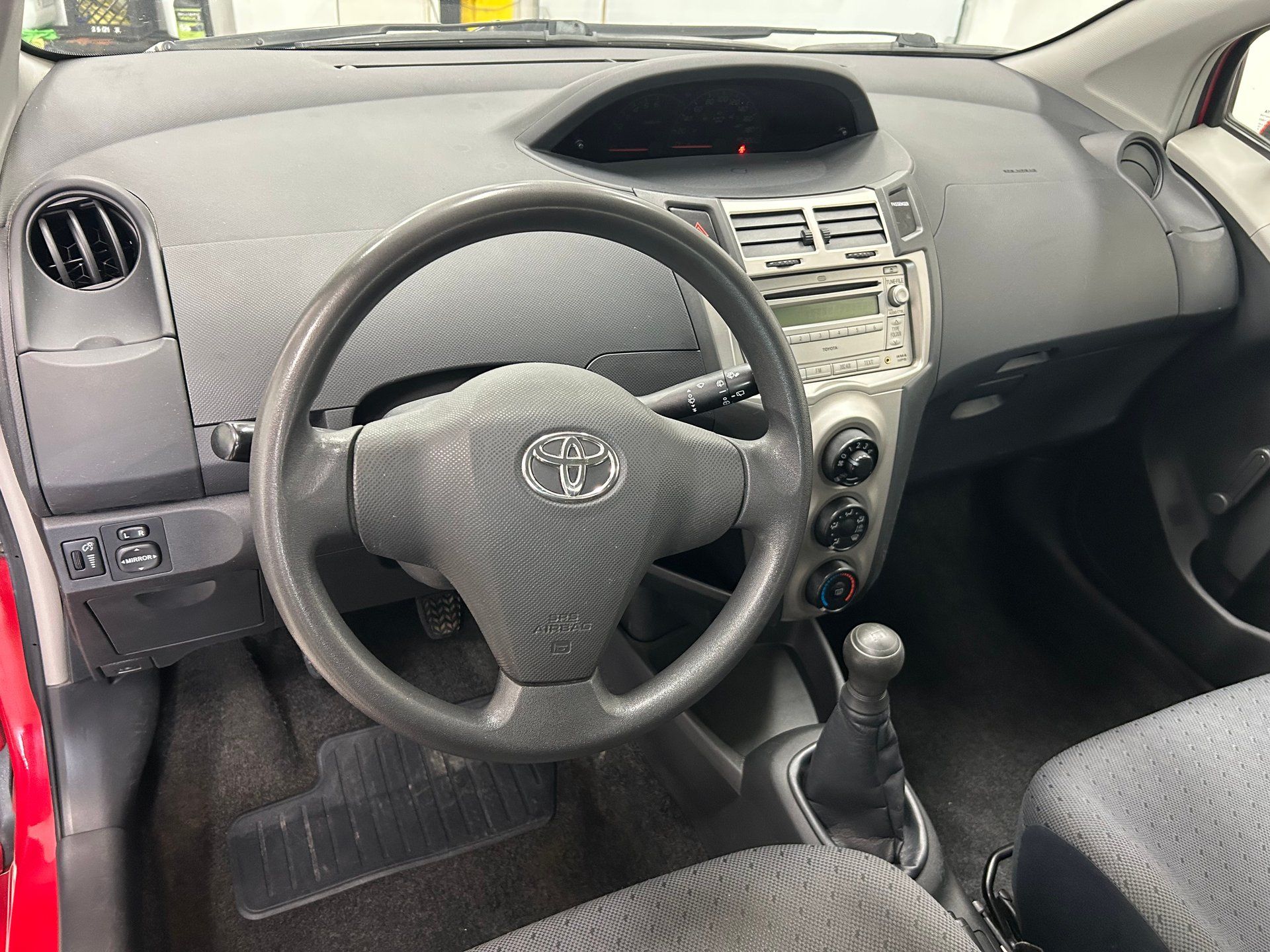 Toyota Yaris 2010 - Thumbnail 11