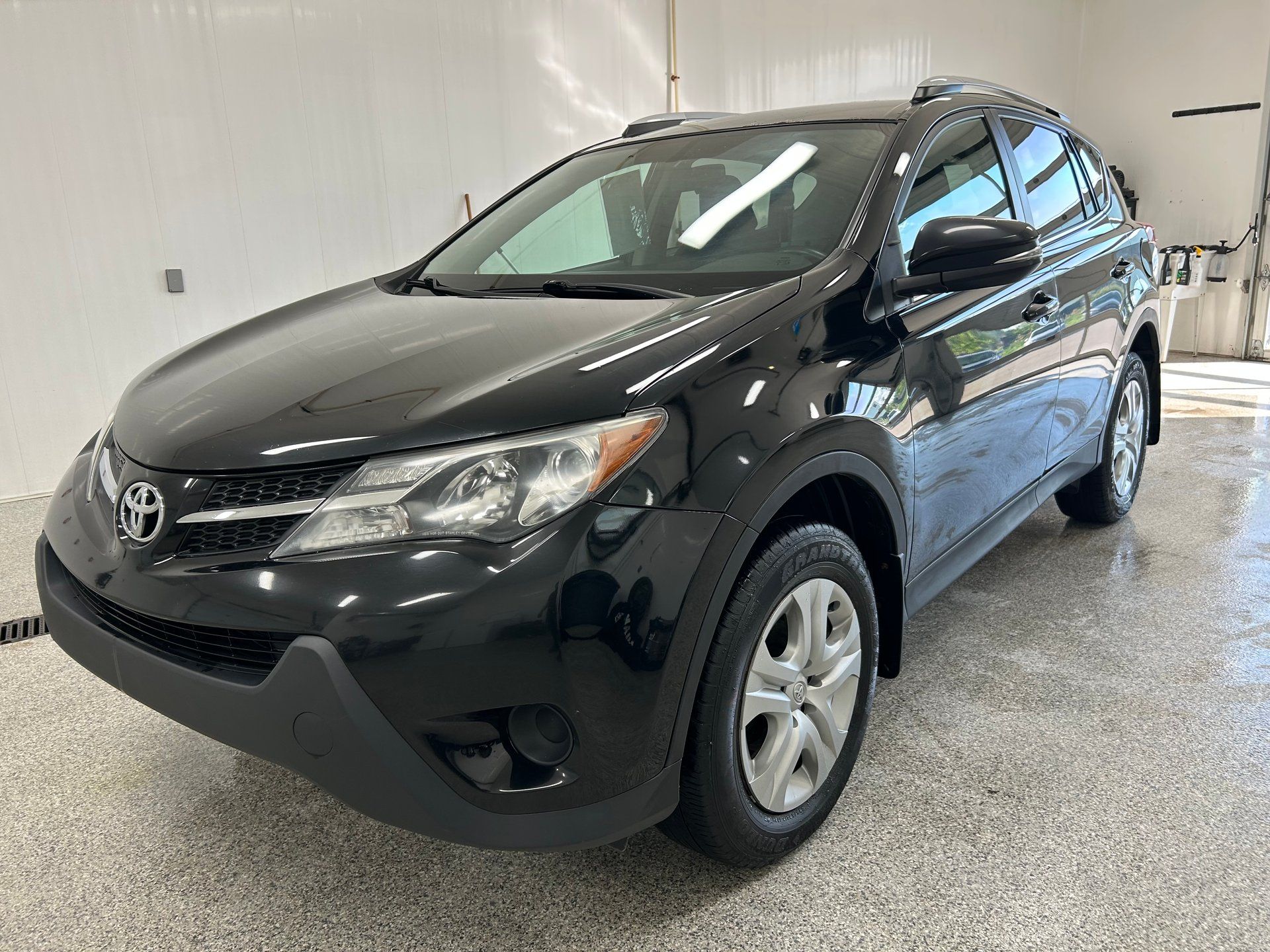 Toyota RAV4 2014 - Thumbnail 1