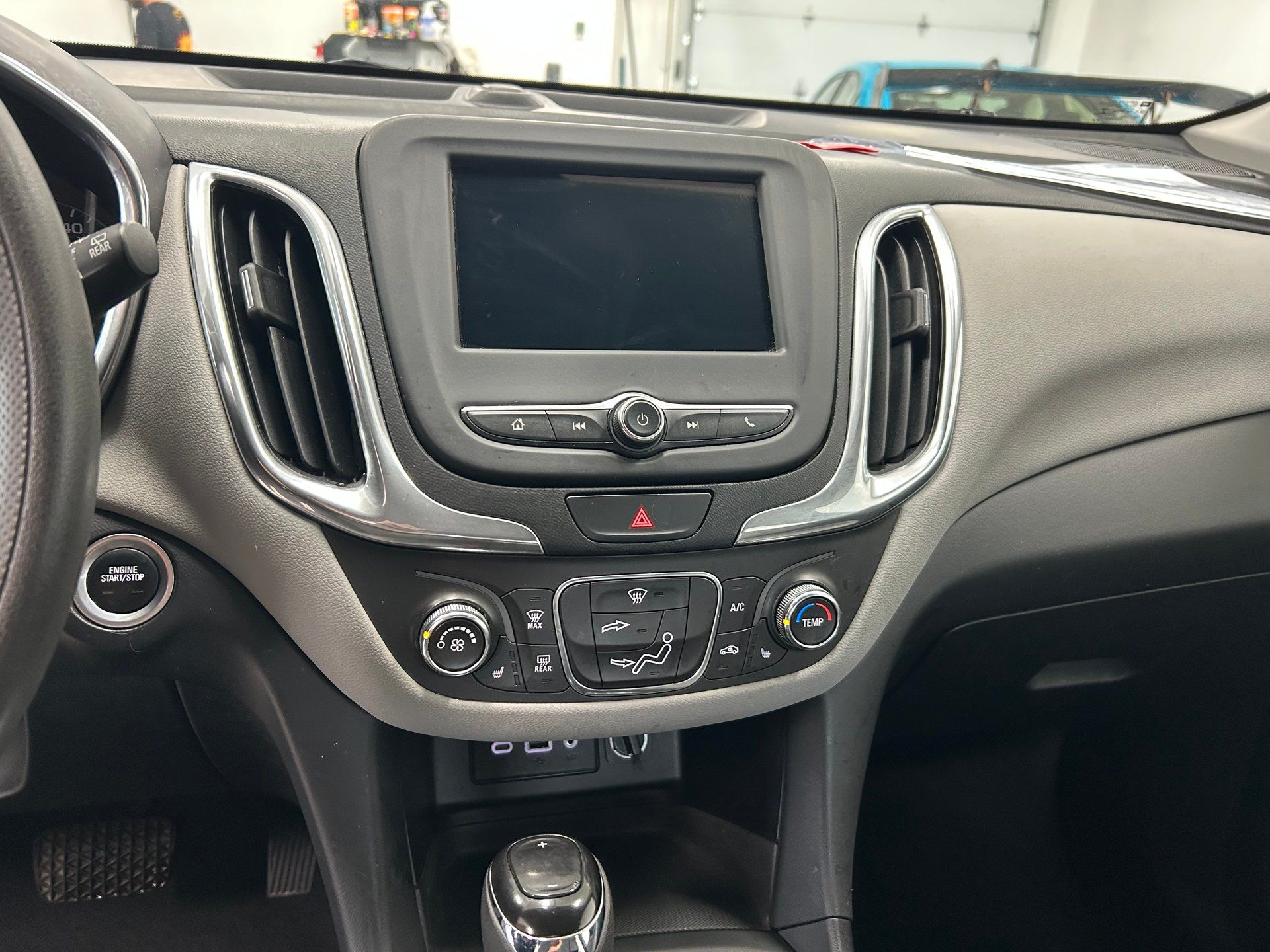 Chevrolet Equinox 2019 - Thumbnail 12