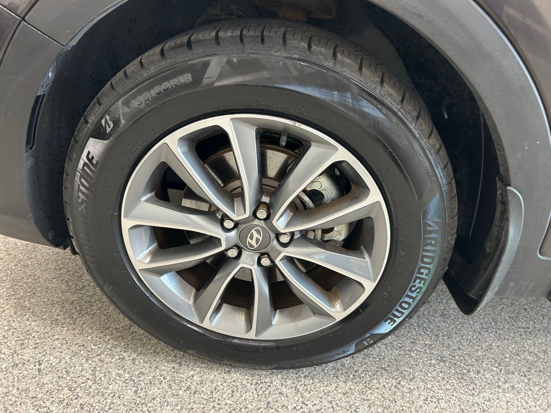 Hyundai Santa Fe XL 2017 - Thumbnail 2