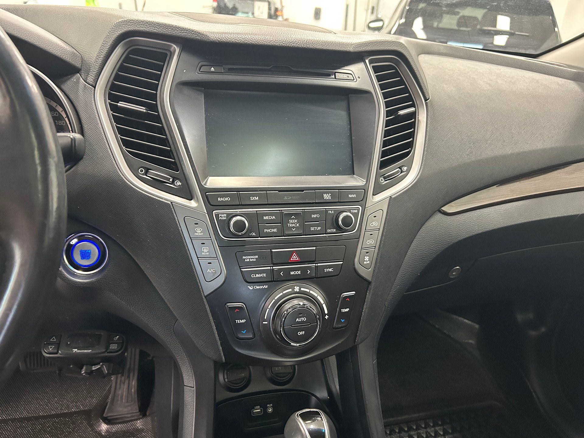 Hyundai Santa Fe XL 2017 - Thumbnail 13