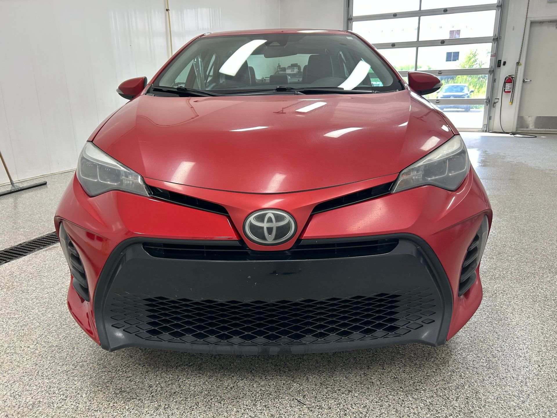 Toyota Corolla 2017 - Thumbnail 8