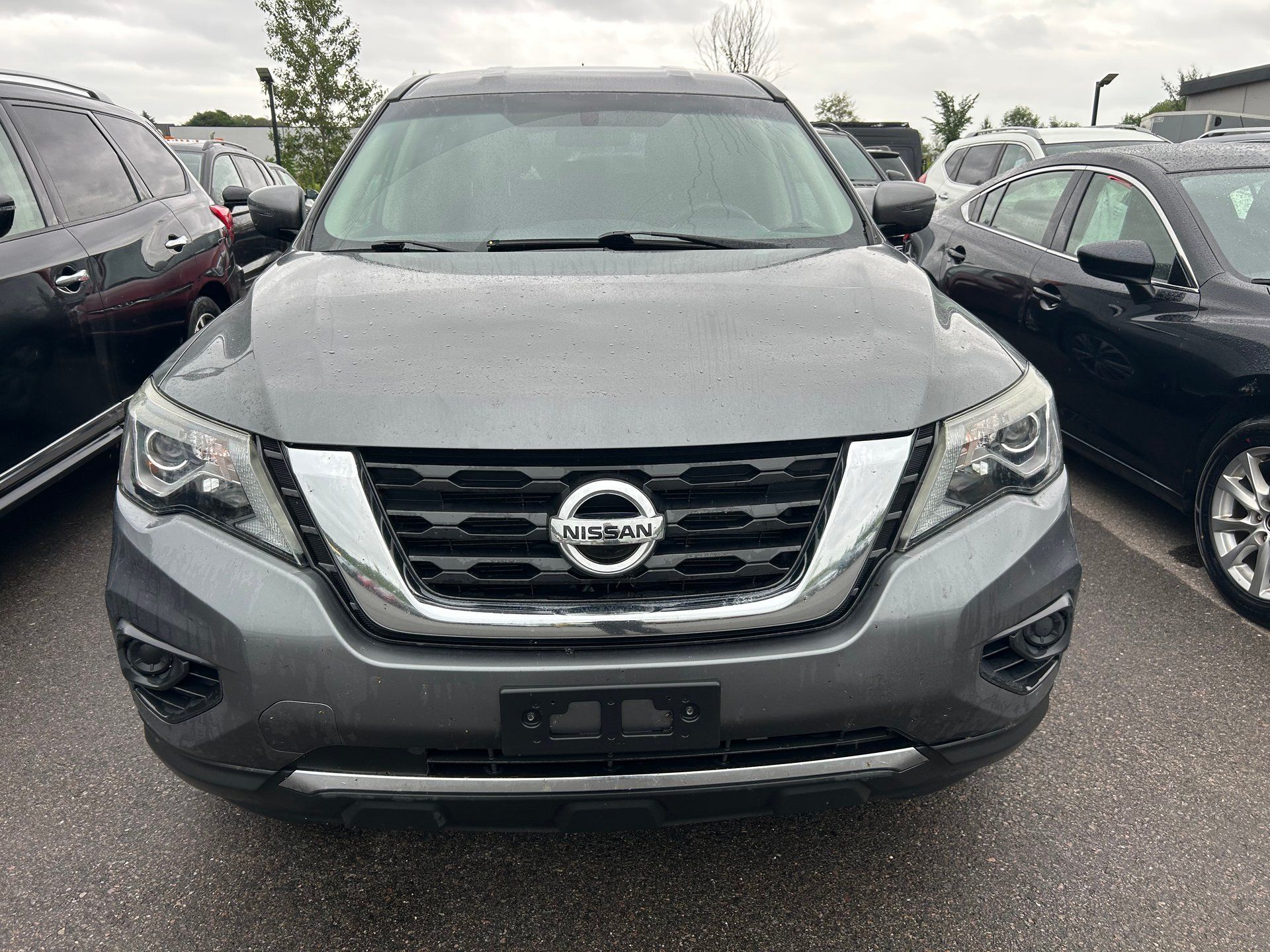 Nissan Pathfinder 2018 - Thumbnail 2