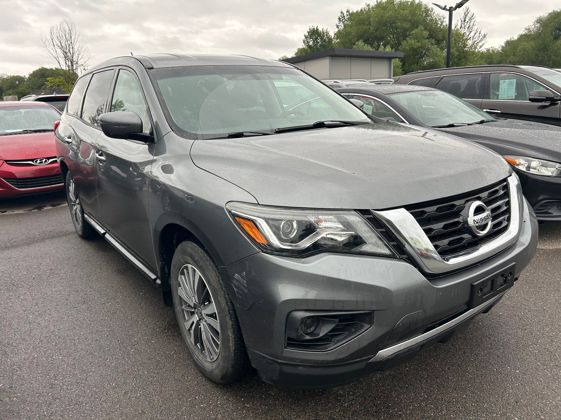 Nissan Pathfinder 2018 - Thumbnail 3
