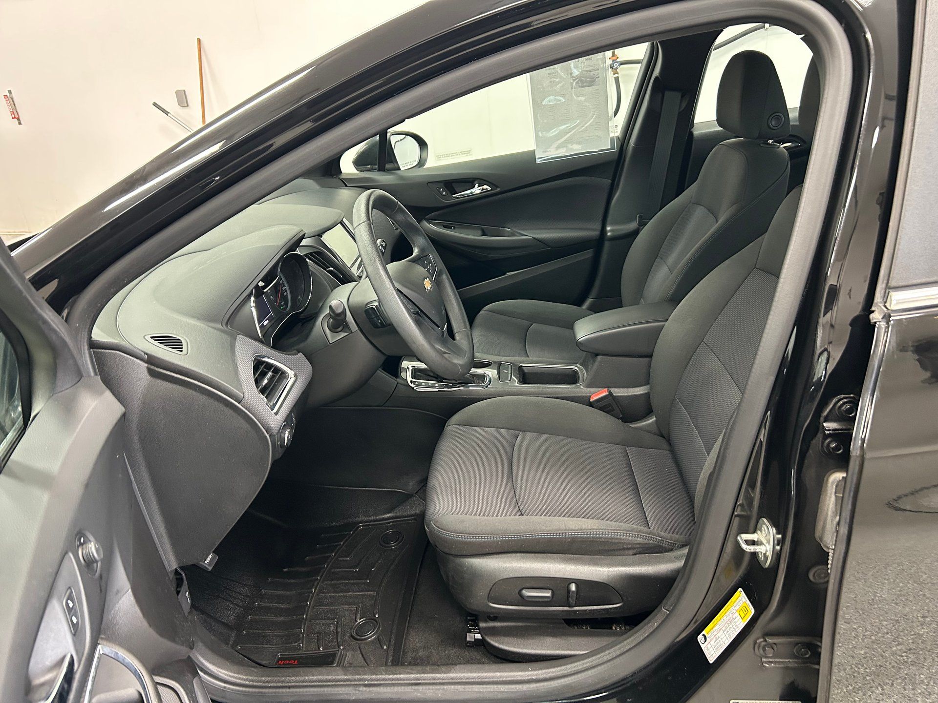 Chevrolet Cruze 2018 - Image 9