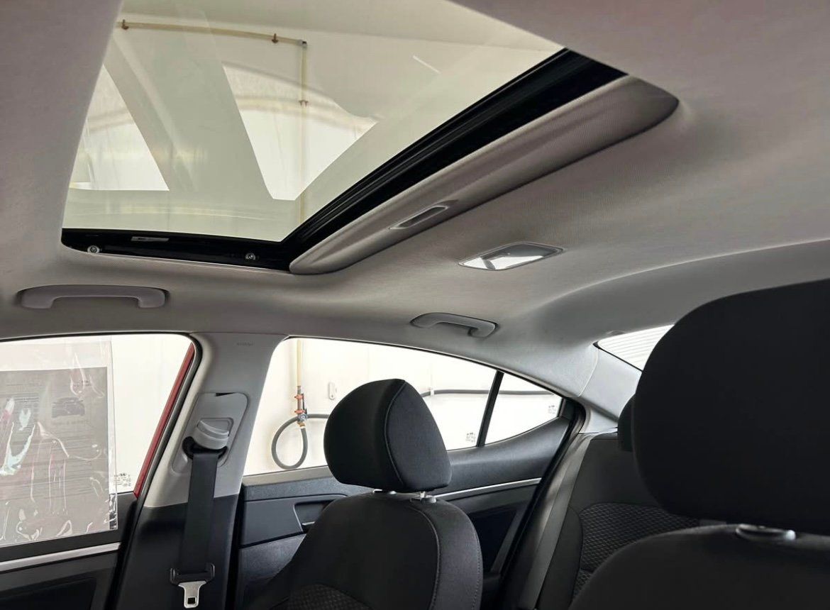 Hyundai Elantra 2019 - Image 10