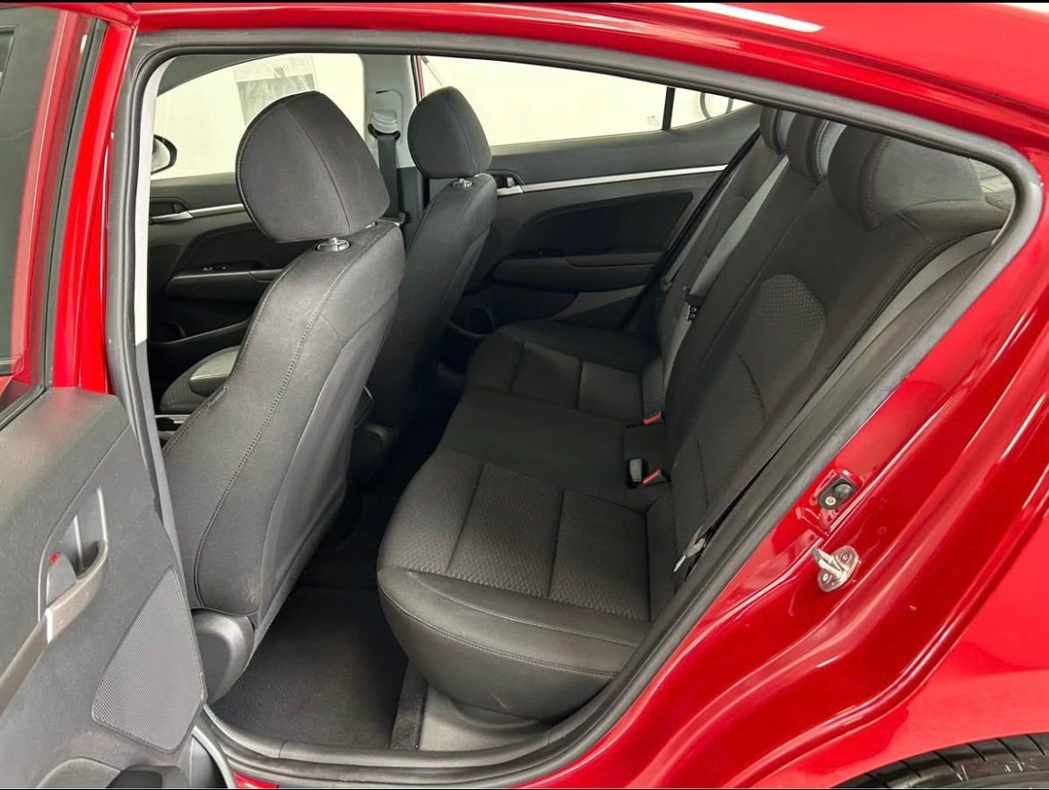 Hyundai Elantra 2019 - Image 14