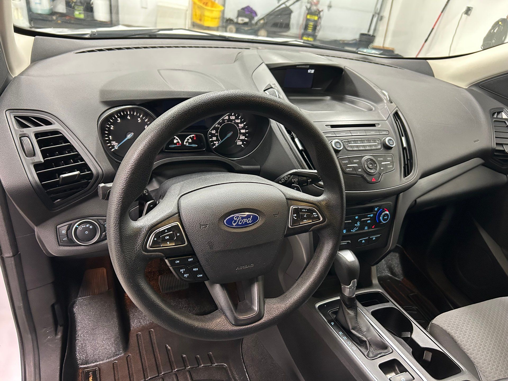 Ford Escape 2017 - Image 10