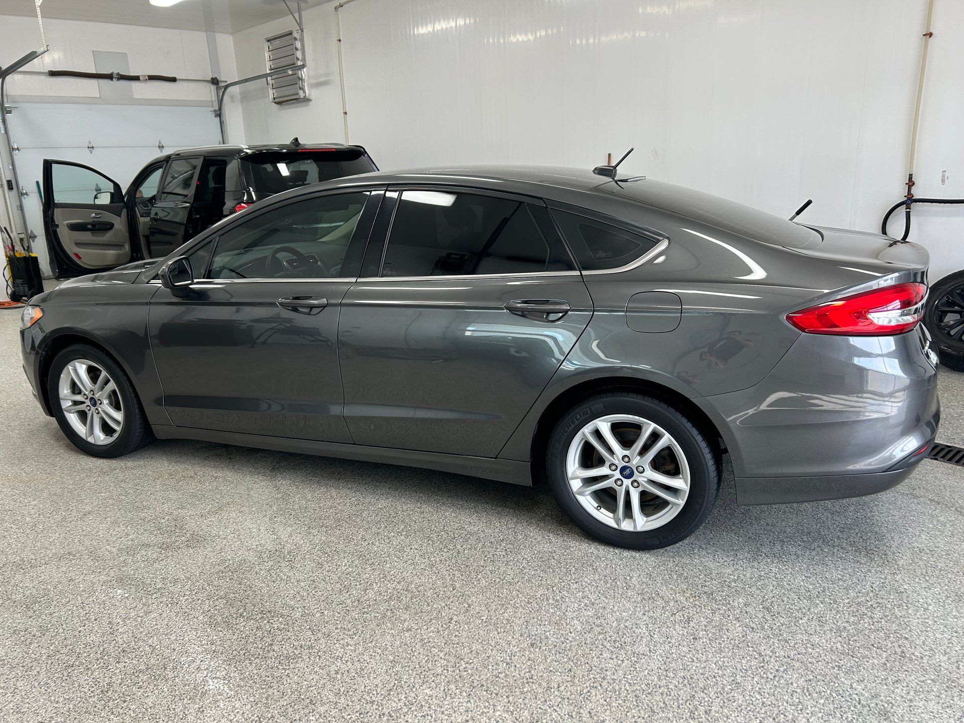 Ford Fusion 2018 - Image 3