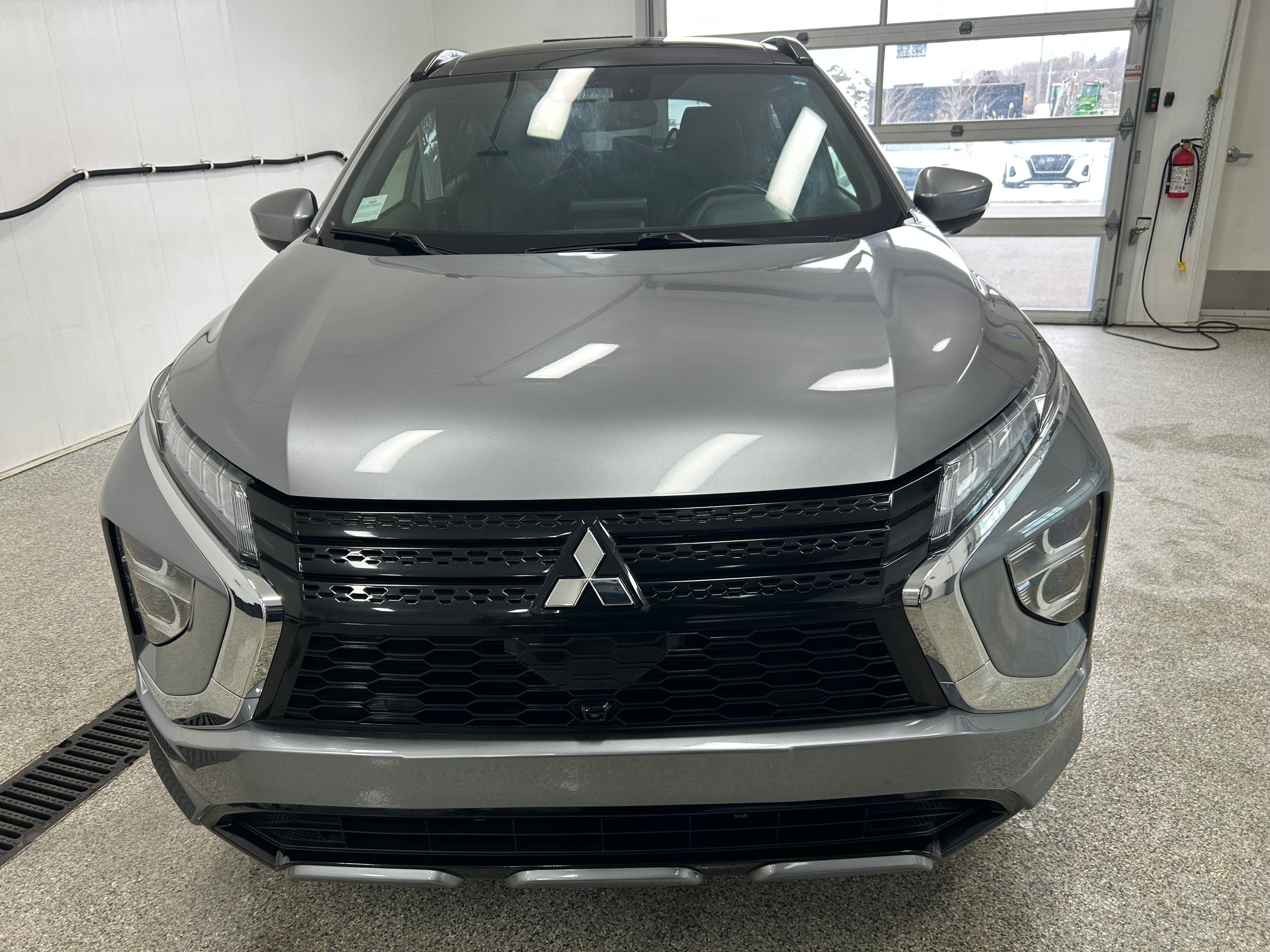 Mitsubishi Eclipse Cross 2023 - Image 8