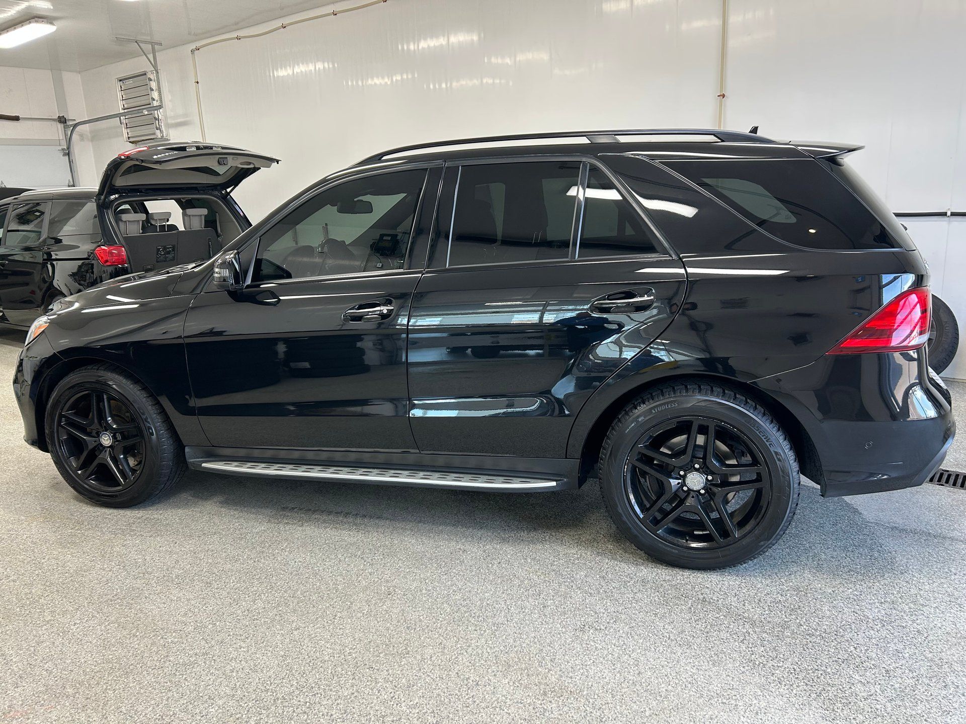 Mercedes-Benz GLE 550 2016 - Image 3